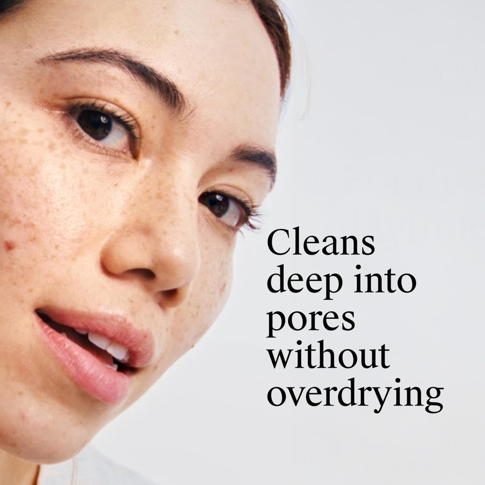 Neutrogena pads placed beside face wash showing a complete acne routine option