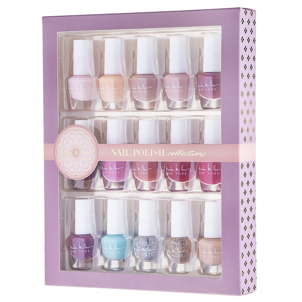 Nicole Miller New York hand model manicure using set for salon-style glossy nails