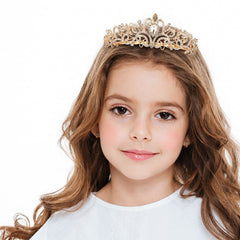 Nljihkure crystal closeup highlighting cubic zirconia brilliance and long-lasting shine