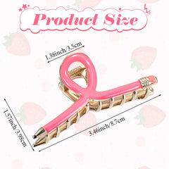 Nogeqi hand holding a clip to show size and practical scale