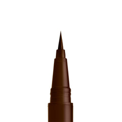 NYX PROFESSIONAL MAKEUP eyeliner resisting water droplets to show waterproof benefit