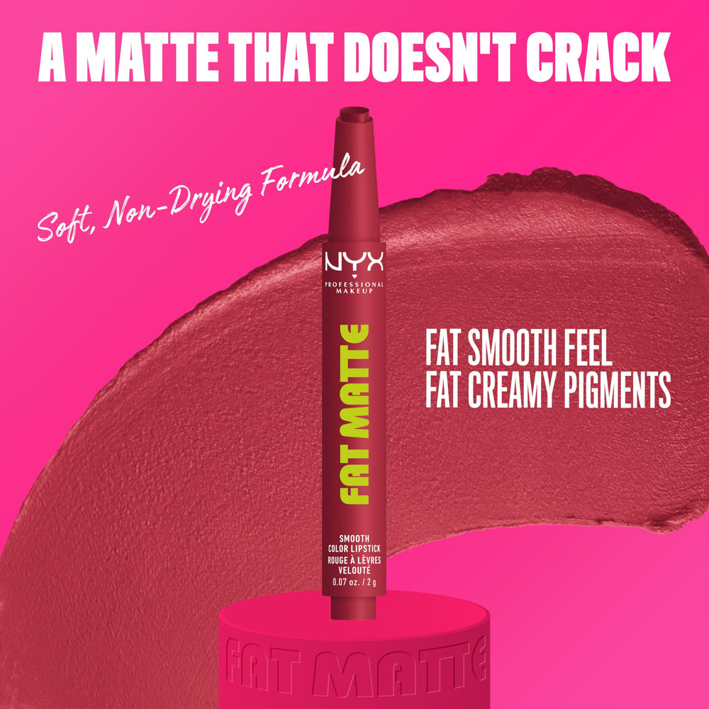 NYX PROFESSIONAL MAKEUP crayon tip close-up highlighting creamy glide