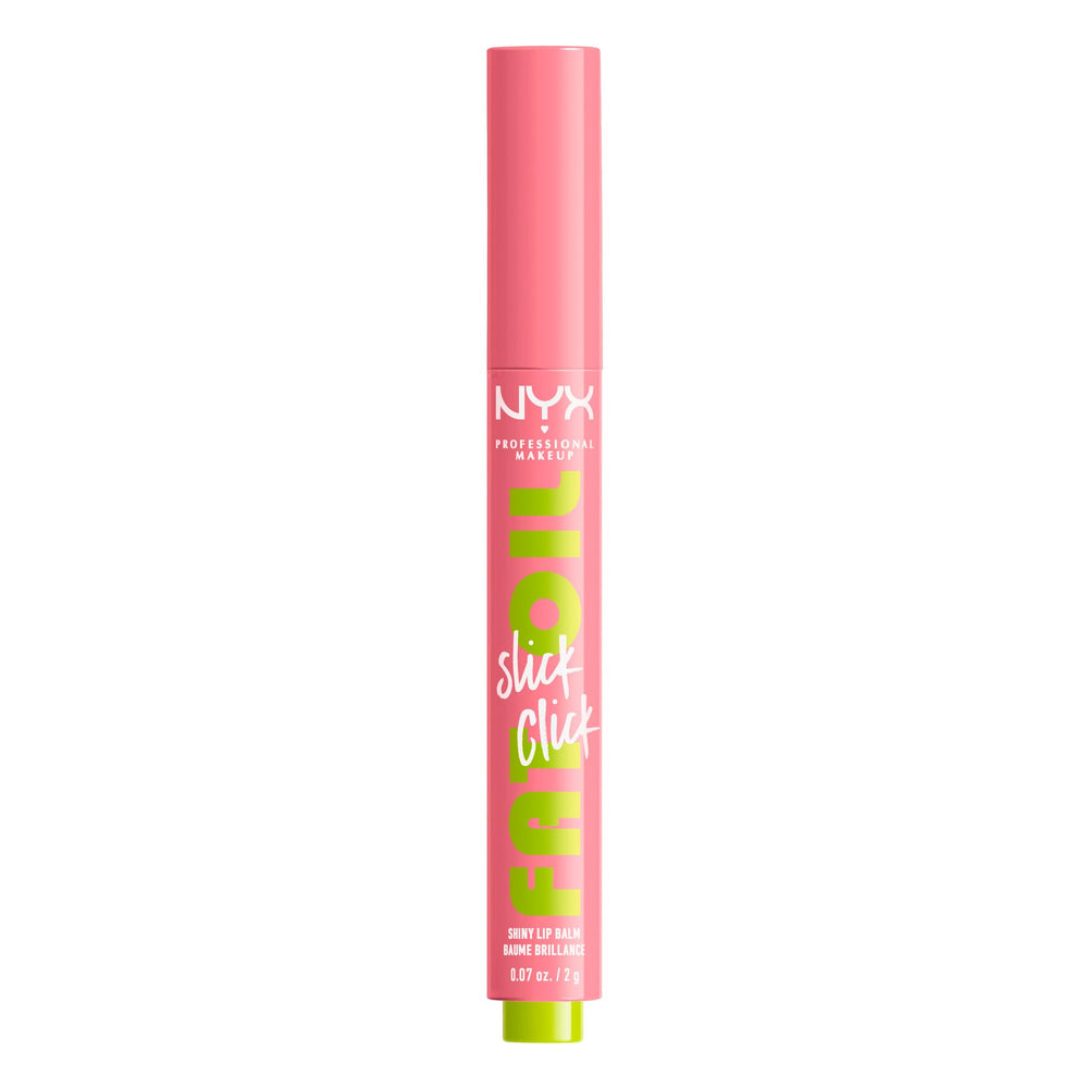 NYX PROFESSIONAL MAKEUP lifestyle image of model wearing Clout for effortless everyday radiance