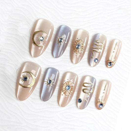 NZRAESTRS front packaging showing gold star press-on nails for instant glam