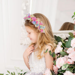 OAOLEER on child lifestyle photo showing comfortable wear and joy