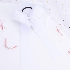 OAOLEER bow held in hand for size comparison illustrating lightweight, travel-friendly