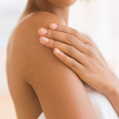 Olay label ingredients view highlighting Vitamin E and conditioning agents