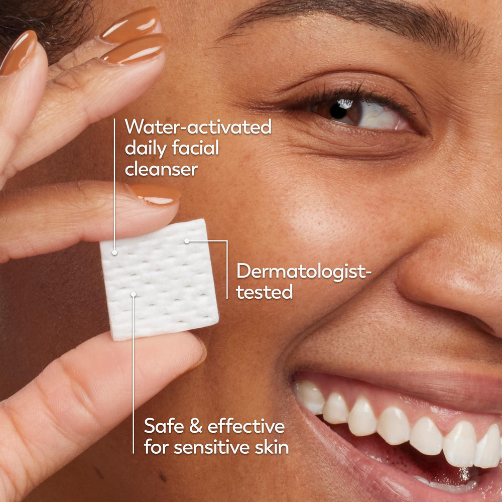 Olay applying activated cleanse to hands illustrating easy water activation