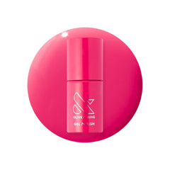 Olive & June front packaging showing XOXO Hot Pink and clean formula benefits