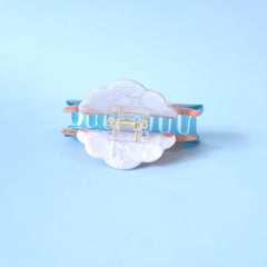 OMG Decor clip styled with beach outfit demonstrating coastal accessory for summer looks