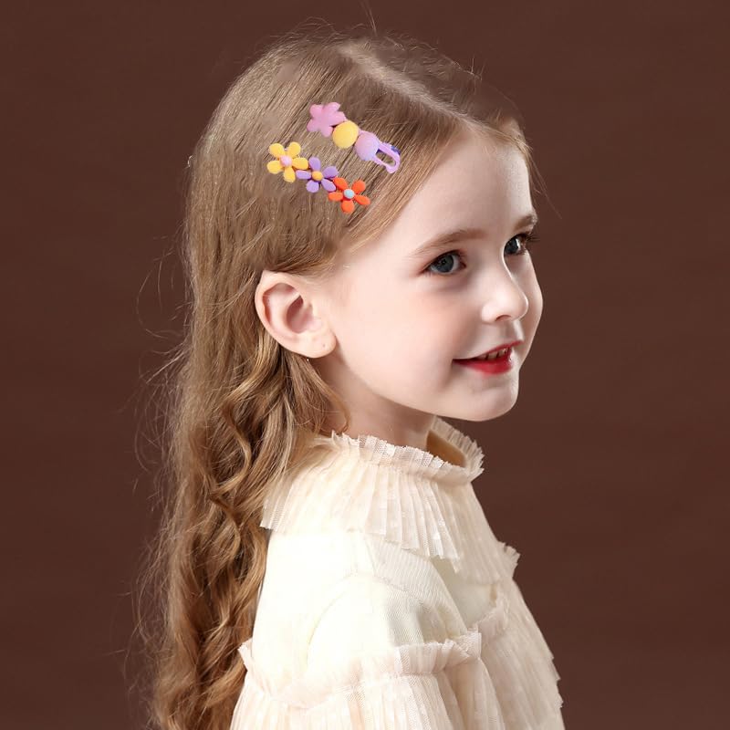 Ooosonlu clip used on doll hair illustrating dual toy and accessory use