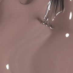 OPI pro-wide brush painting a smooth stroke for even coverage benefit