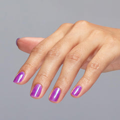OPI manicured hands wearing Feelin’ Libra-ted for balanced, glossy nails