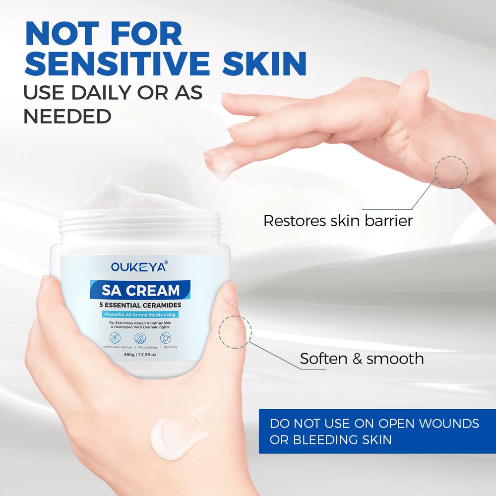 Product label close-up highlighting ceramides and salicylic acid ingredients