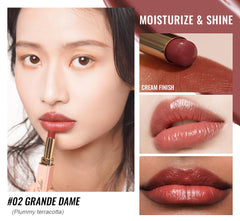 Oulac hand swatch showing true G02 red color and buildable pigment