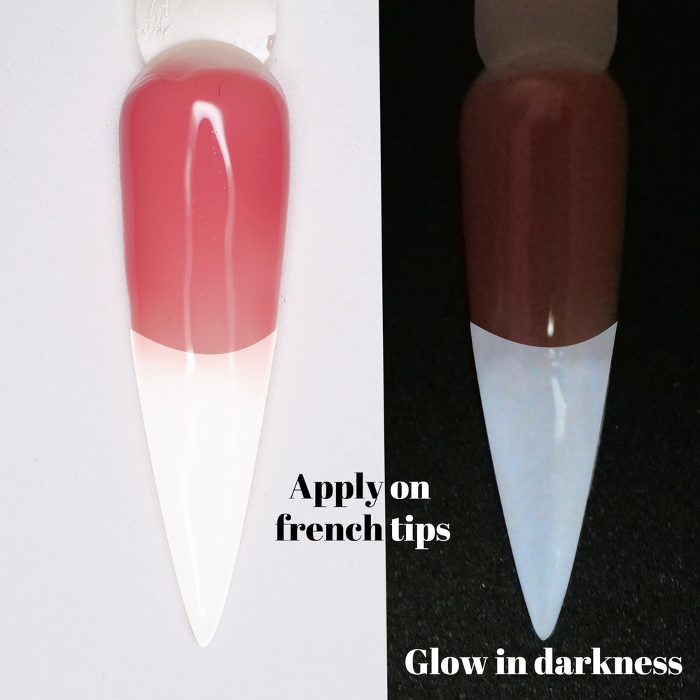 Oumisaya brush stroke close-up displaying smooth milky texture and easy application