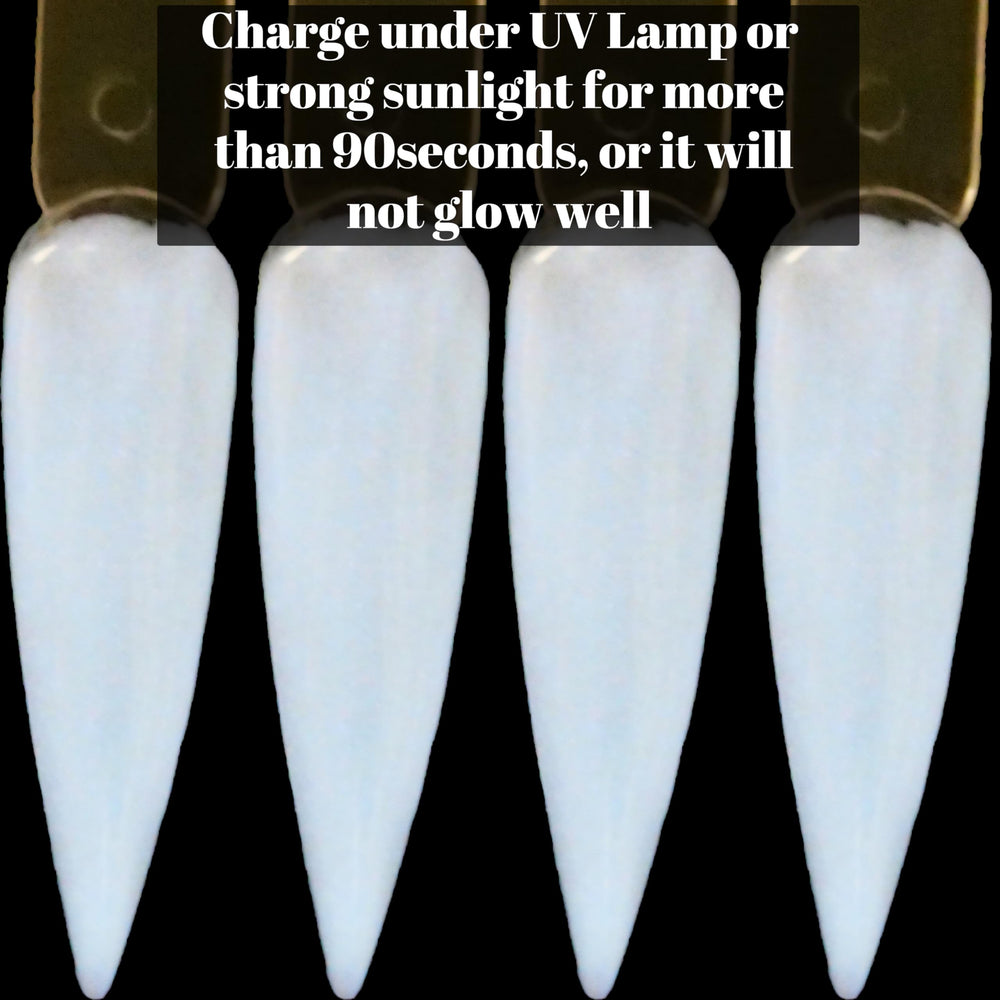Oumisaya brush applying gel showing easy application and precise control benefit