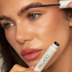 Palladio clear gel texture swatch showing smooth non-sticky finish