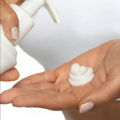 Applying Palmer's oil in the bath to lock in moisture and glow