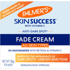 Palmer's close-up cream texture to show rich hydration and smooth finish