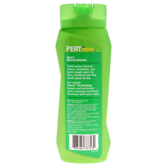 Pert Plus lather in hand during shower, demonstrating gentle cleansing benefit