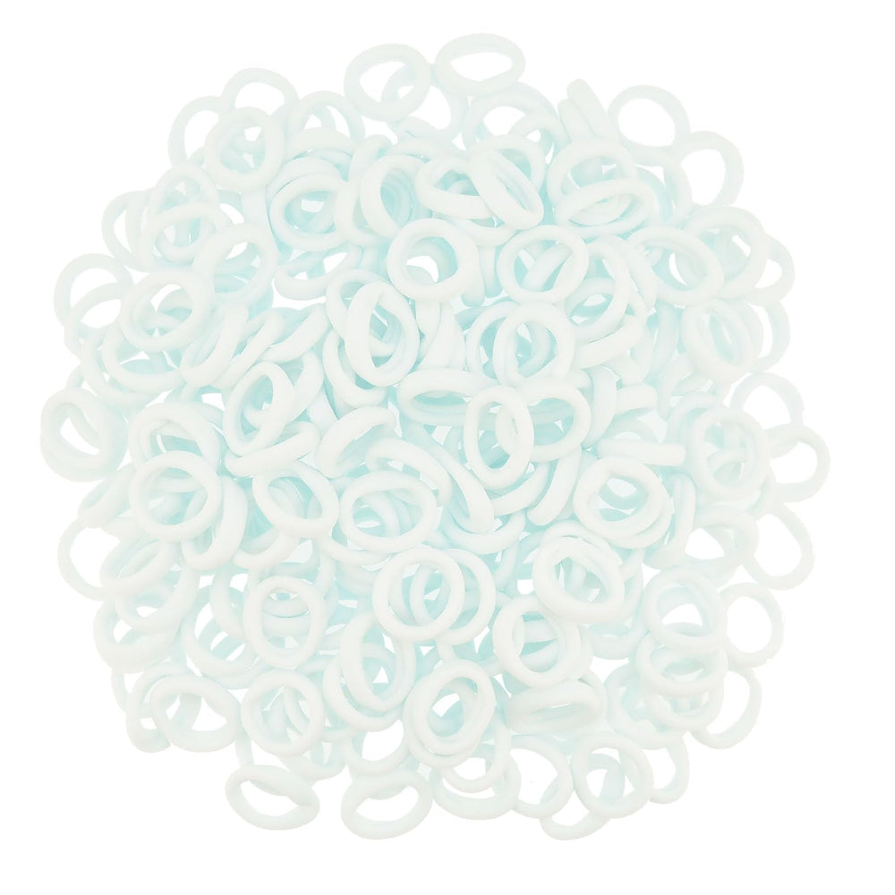 PIDOUDOU close-up of seamless white elastic texture for snag-free comfort