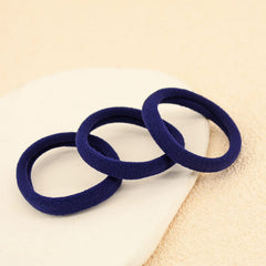 PIDOUDOU hair tie stretched to show elasticity and secure hold