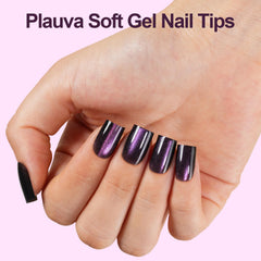 Plauva close-up of cat eye shimmer and soft gel texture for depth