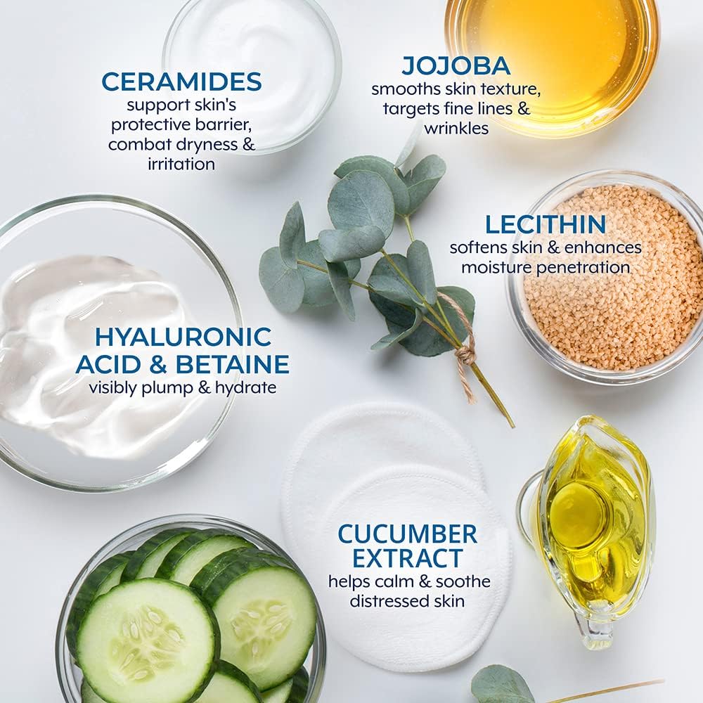 Plexaderm cream texture close-up highlighting hyaluronic hydration and lightweight feel