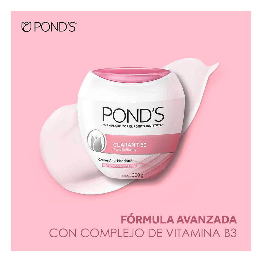 POND'S jar in hand illustrating actual 7oz scale for accurate size perception benefit