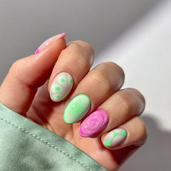 Posyofet close-up of glossy leaf design and smooth finish highlighting decorative detail benefit