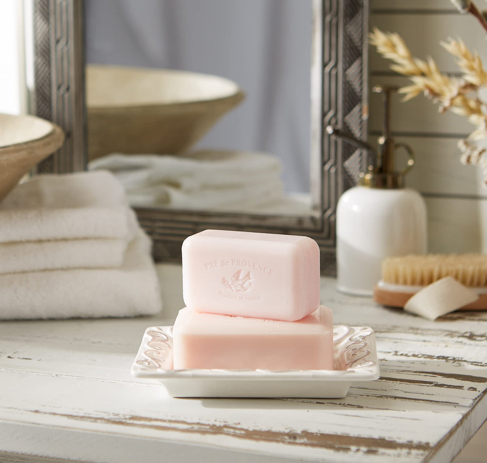 Pre de Provence lather in hand demonstrating rich creamy foam and gentle cleanse