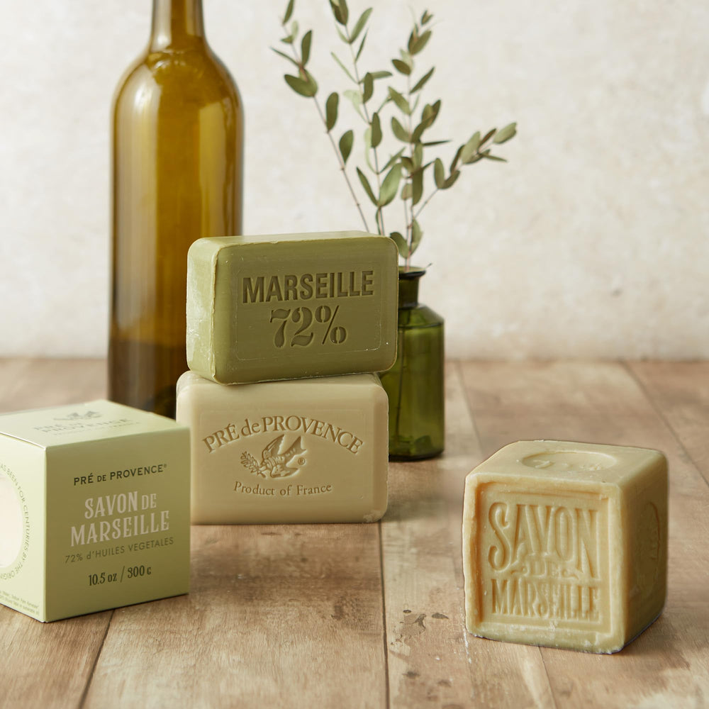 Pré de Provence soap sliver close-up showing smooth interior and conditioning shea