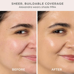 PÜR MINERALS being blended with fingers demonstrating quick, mess-free application