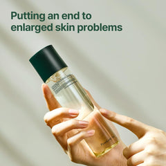 Pyunkang Yul texture closeup of watery toner, lightweight hydration benefit