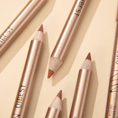 QiBest liners inside a makeup bag portraying ready-to-go everyday versatility benefit