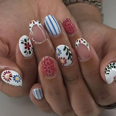Rdntbeu front packaging showing 24-piece French floral nail set and storage benefit