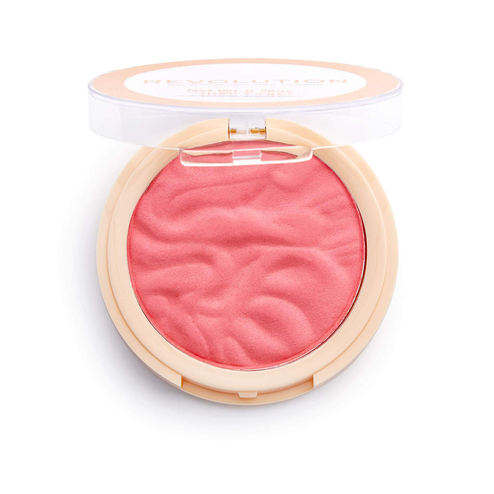 Revolution Beauty London close-up of powder texture for smooth blend benefit