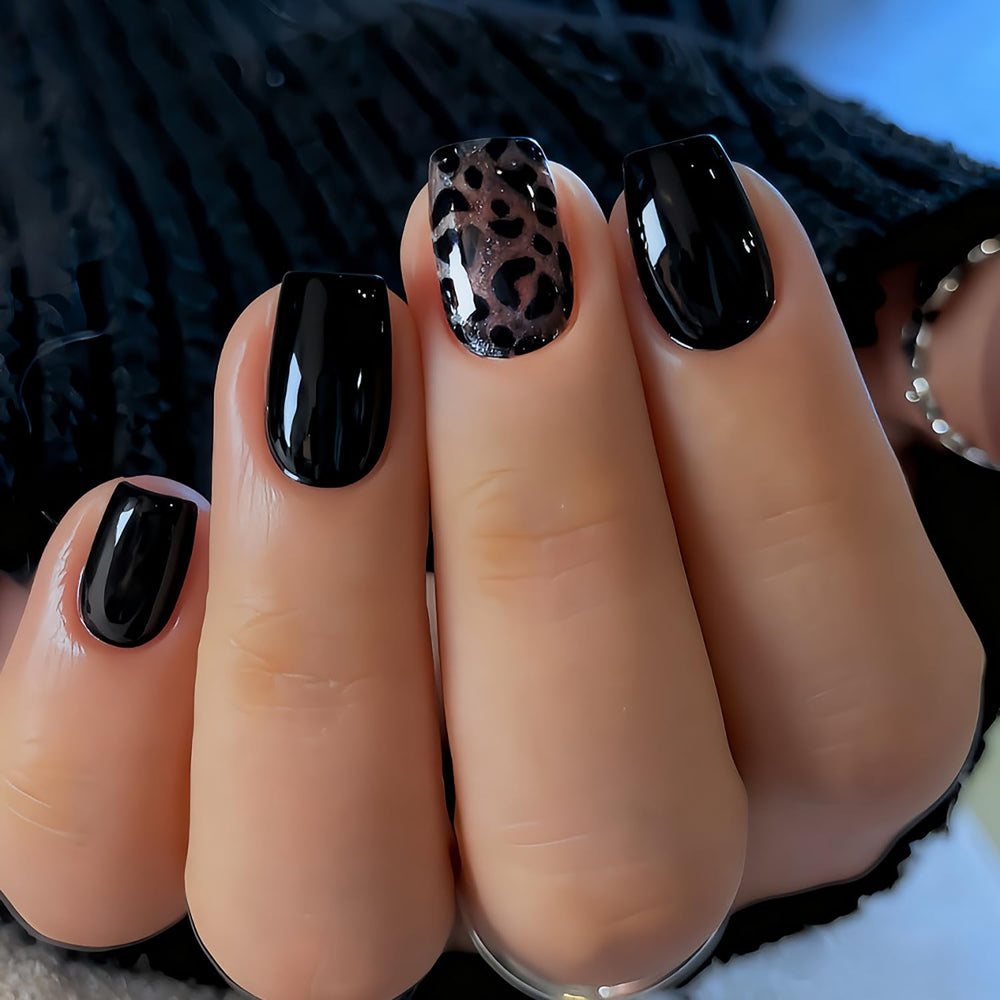 Rhspayh front packaging showing leopard glitter nails and included tools for quick application