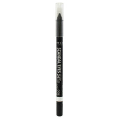 Rimmel Scandaleyes applied on eyelid in use, long-lasting defined look benefit