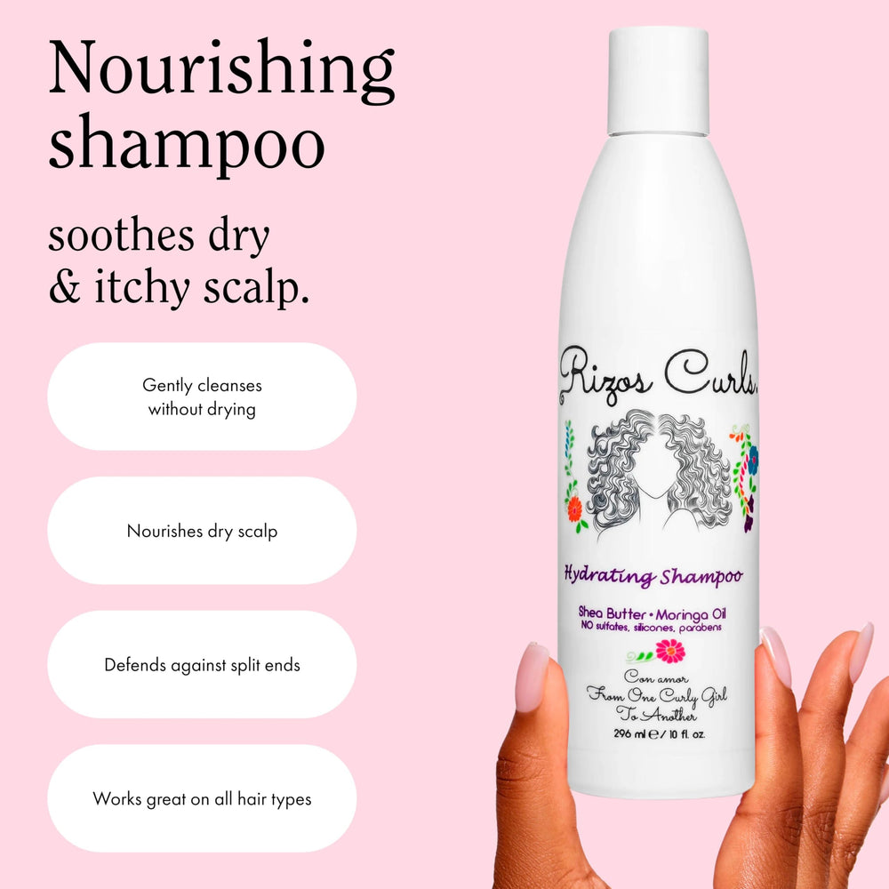 Rizos Curls shampoo creating gentle lather in hand for clean without dryness