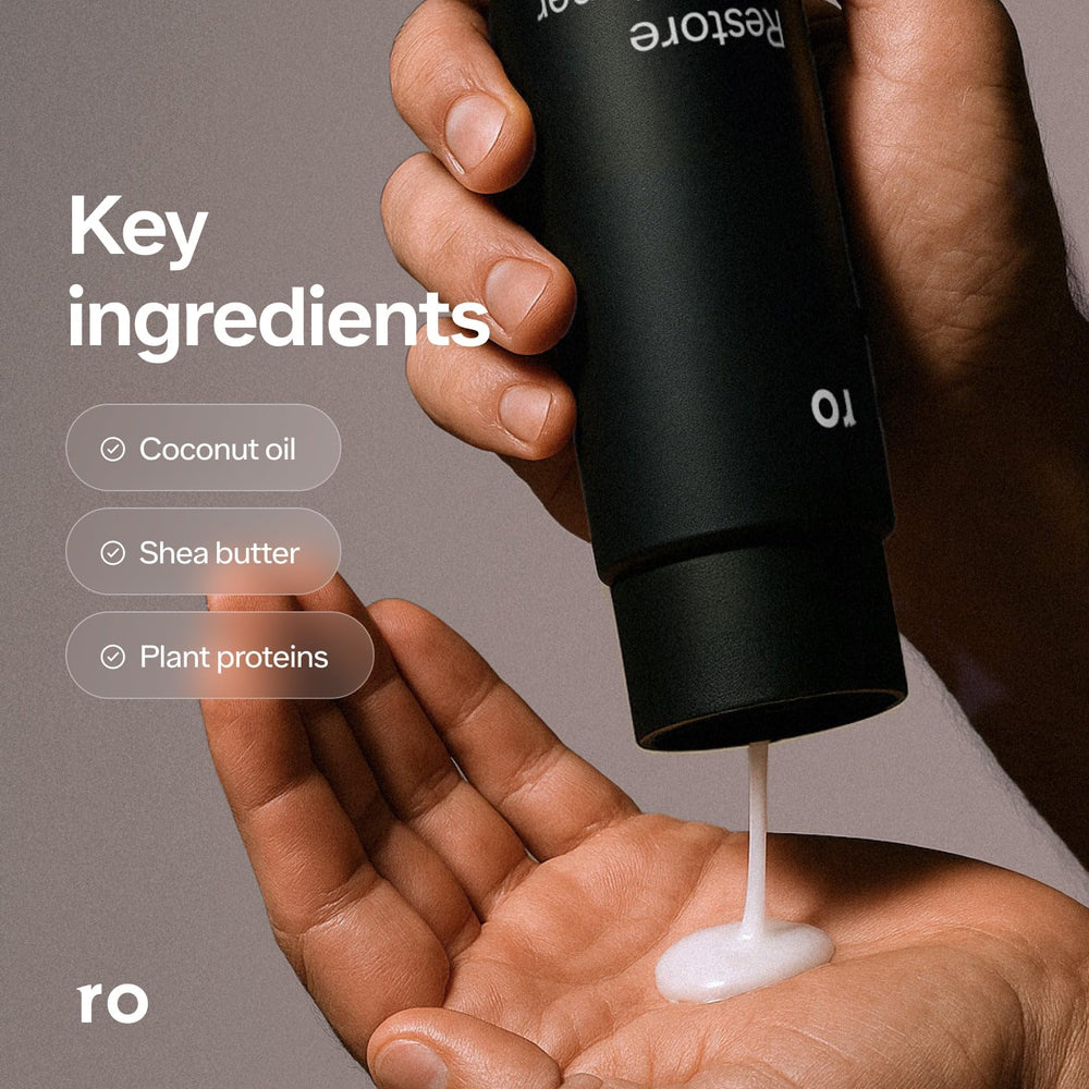 Ro creamy conditioner texture in palm demonstrating moisturizing action