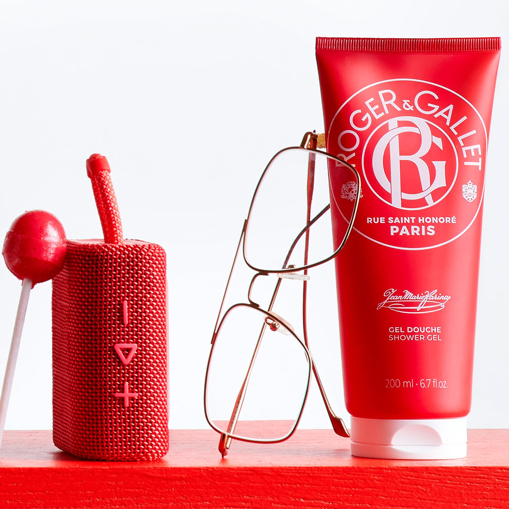 ROGER & GALLET label close-up showing Jean Marie Farina branding and product details