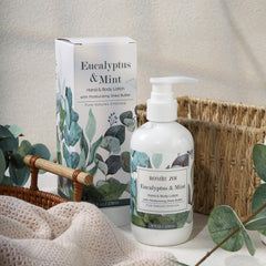 ROMIIE ZOI lotion applied on hand demonstrating non-greasy comfort benefit