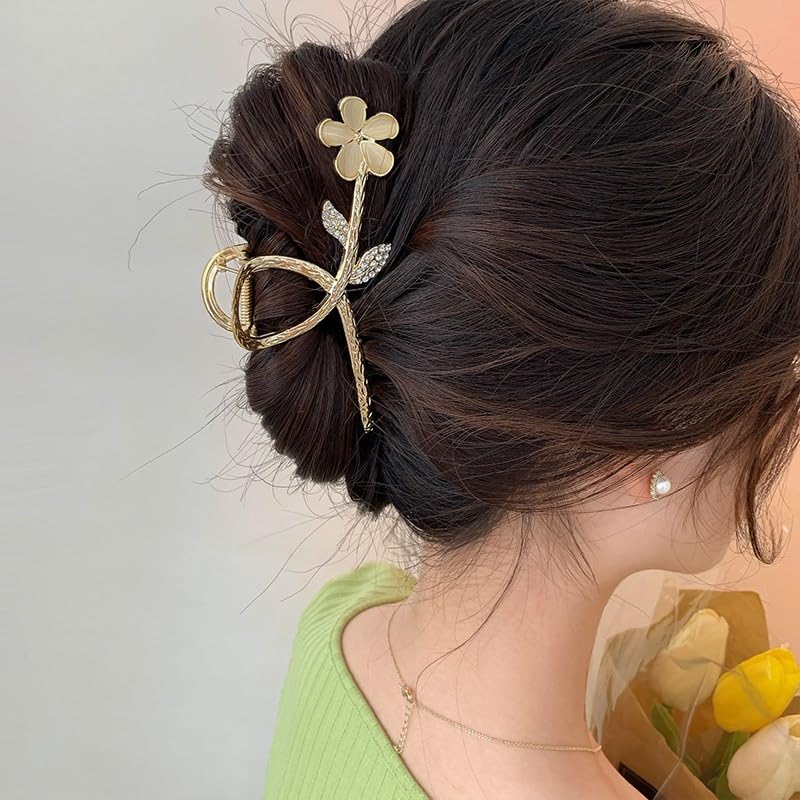 ROMODIYA interior jaw teeth close-up providing non-slip hold and comfort