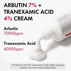Roseblem open jar cream texture close-up demonstrates fast absorption and smooth finish