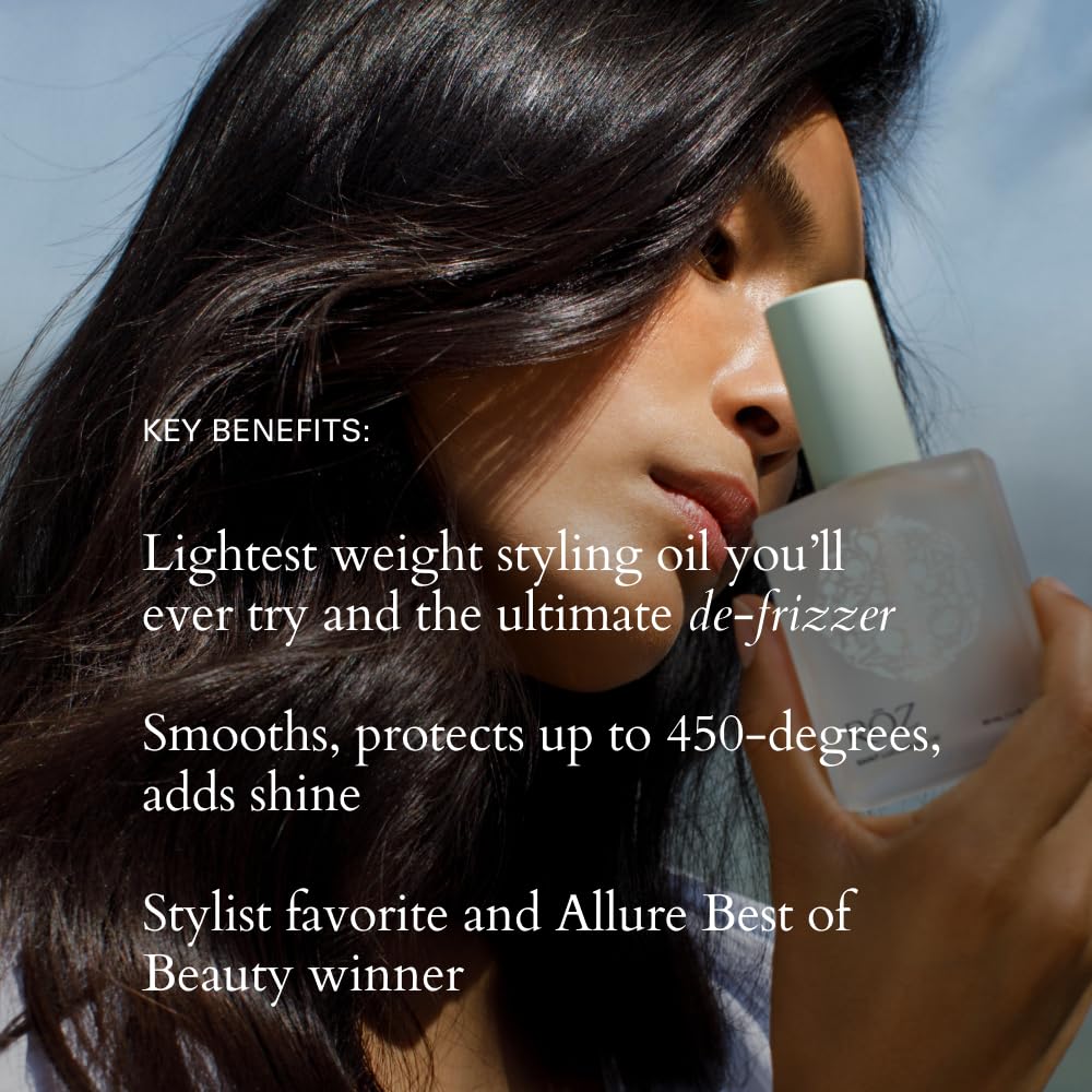 RŌZ hands applying oil to hair illustrating smooth detangling and styling benefit