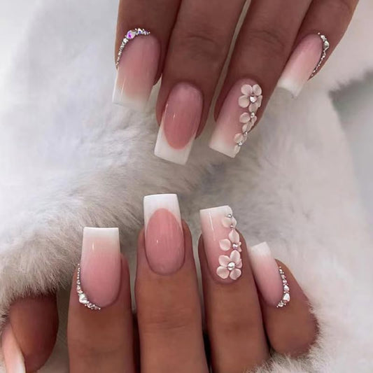 RTKHFZE front packaging showing 24 nails and accessories for fast application