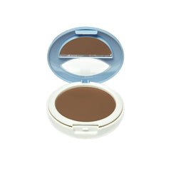 Ruby Kisses close-up powder texture demonstrating smooth application
