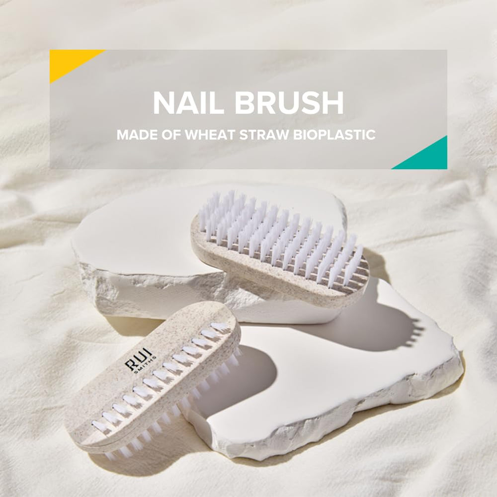 Rui Smiths close-up of back bristles highlighting gentle sweep benefit